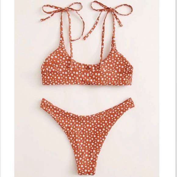 Floral Tie Shoulder Bikini Set - Picture 3 of 4